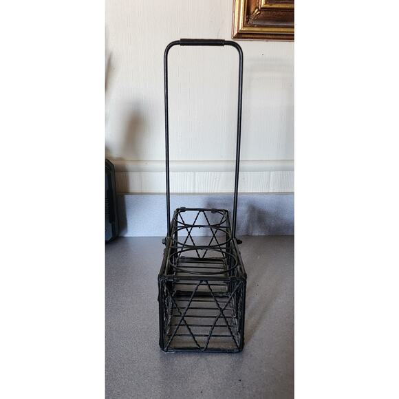 TUSCANY COLLECTION DECORATIVE METAL WINE HOLDER/ BASKET--HOLDS 3 BOTTLES - Picture 4 of 6